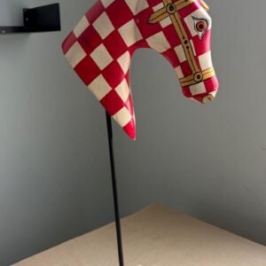 Horse head on stand (Red White checkered pattern)