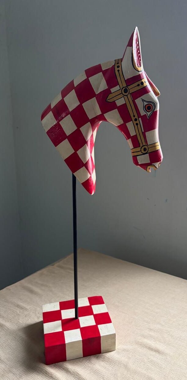 Horse head on stand (Red White checkered pattern) - Image 17